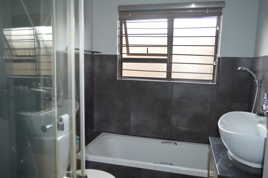 3 Bedroom Property for Sale in Doringkruin North West